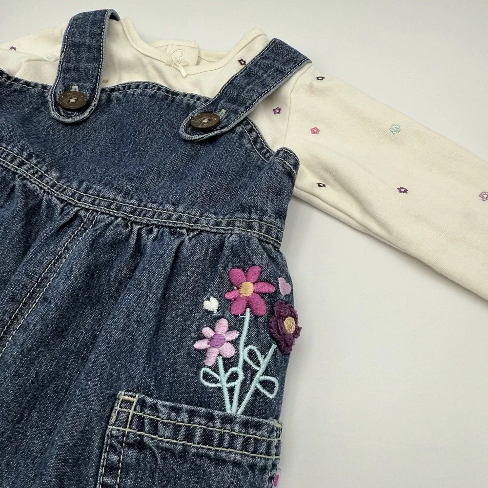 OshKosh Vestbak Denim‎ Overall Dress Embroidered Sz 9 M Floral w/ Bodysuit